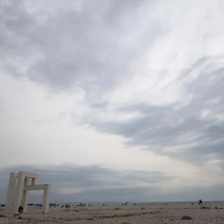 La Terrasse De Notre Dame