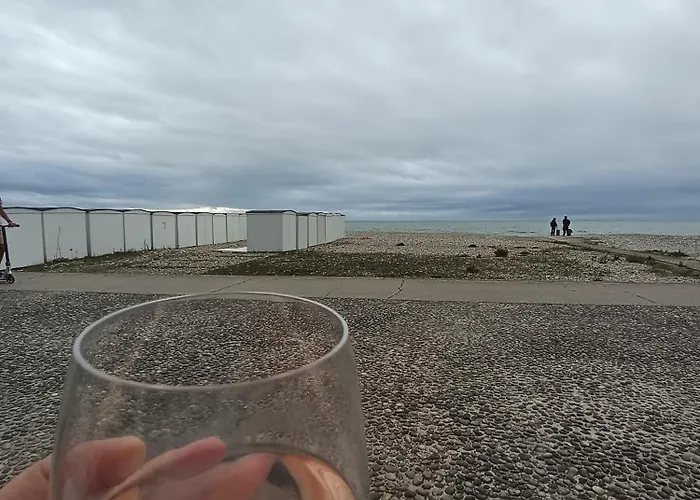 La Terrasse De Notre Dame * لو هافر