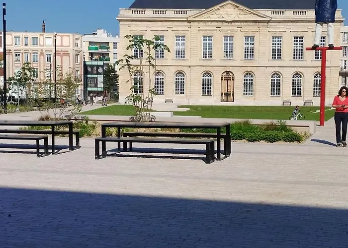 La Terrasse De Notre Dame *